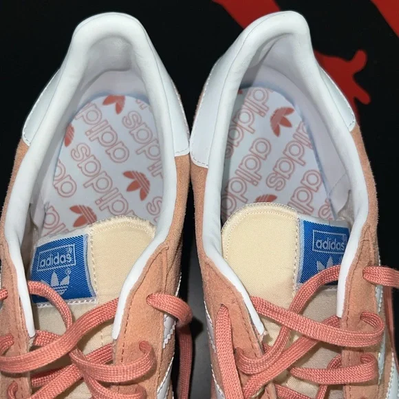 ADIDAS Gazelle Men’s 6.5/Women’s 8 - Picture 8 of 12